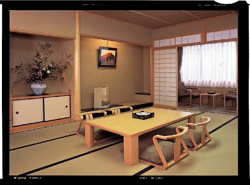 Izumiya Ryokan 3*